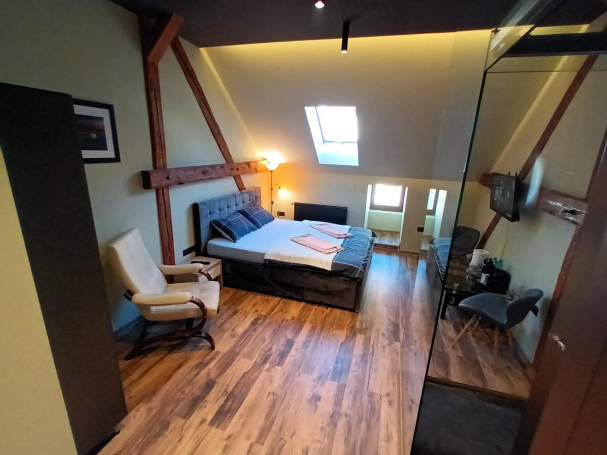 Apartament Eminescu 1 Medgyes Kültér fotó