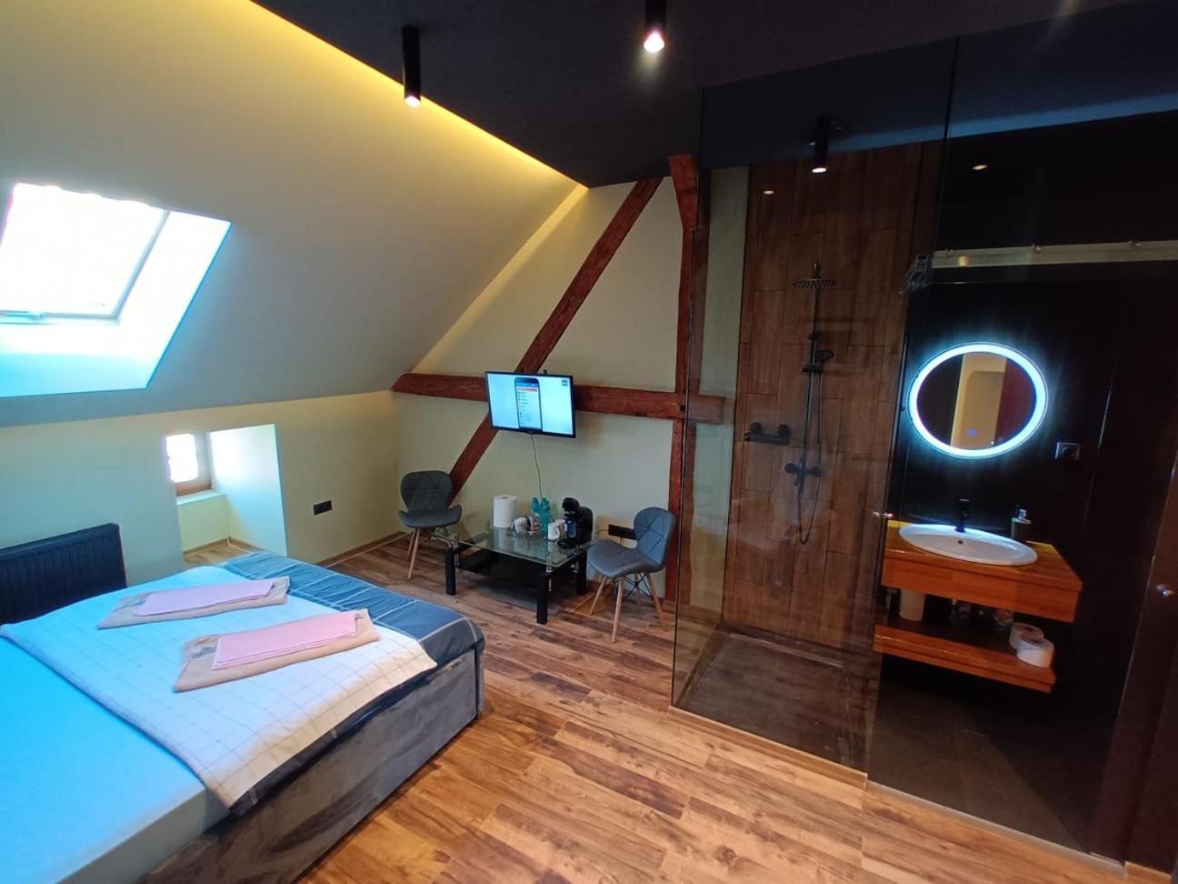 Apartament Eminescu 1 Medgyes Kültér fotó